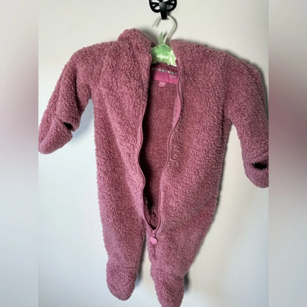 Wippette Pink Fuzzy Kids Bunting‎ 6-12 months